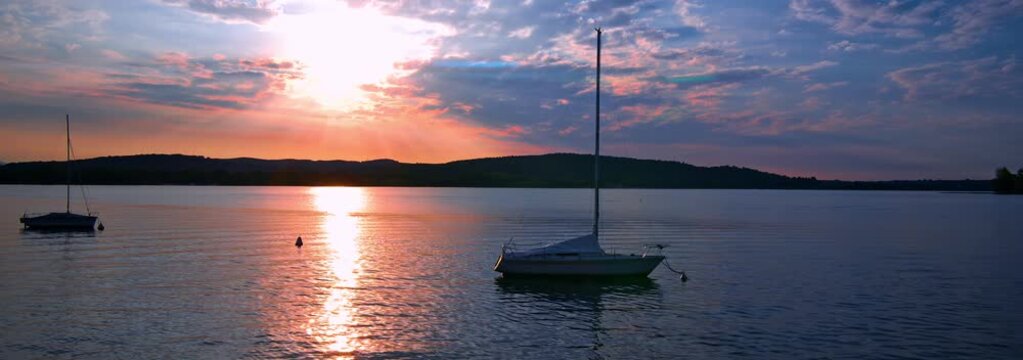 Anamorphic Lens - Sunrise on lake Maggiore.
