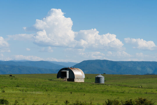 Quonset Barn on Camas Prairie