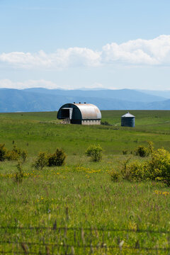 Quonset Barn on Idaho Prairie