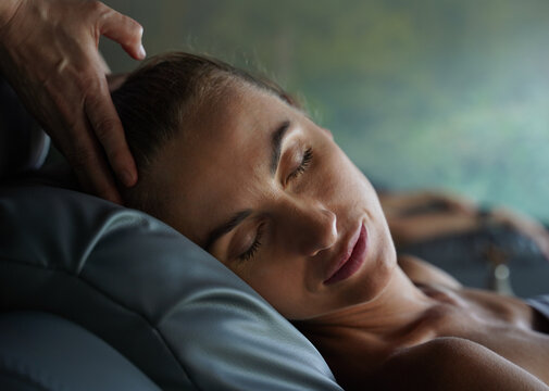 Young woman in spa for relaxation and wellness treatment