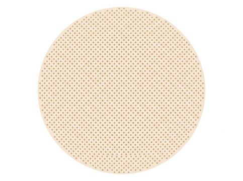 Pansement rond de couleur chair isol&eacute; sur fond blanc, id&eacute;al pour les soins de premiers secours, la protection des petites plaies et apr&egrave;s une injection.