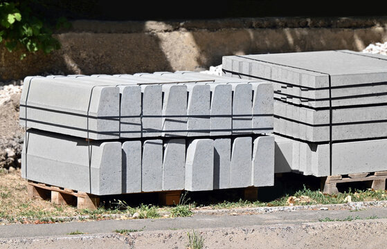 Stack of curbstones on pallets