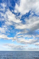 Fototapeta premium tropical beach and blue sky in nature