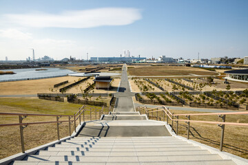 Fototapeta premium 高台から見下ろした石巻南浜津波復興祈念公園
