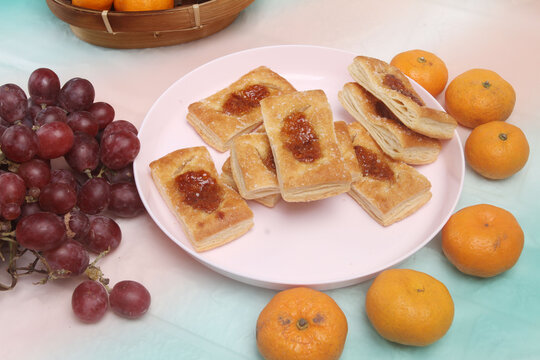 fruit cake with orange jam