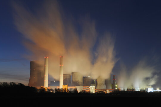 Germany, Niederau�en, Coal fired power station