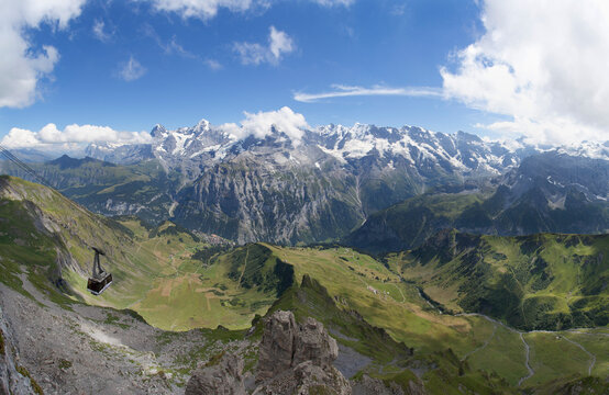 Switzerland, Bernese Oberland, Schiltenhorn cable car with Jungfrau-Aletsch-Bietschhorn world heritage site
