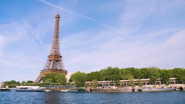 Scenic view of the Eiffel Tower and Seine river in Paris