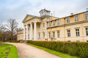 Fototapeta premium Yellow neoclassic columns of Krimulda Manor in Sigulda, Latvia