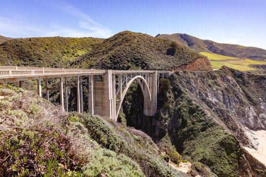 The Bixby Creek Bridge of Highway 1 - California's coastal bridge
