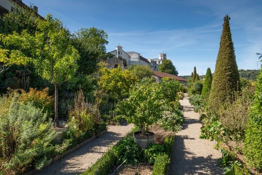 Willibaldsburg Bastion Garden, dates back to the botanical garden created by Prince-Bishop Johann Konrad of Gemmingen, plants served as a model for Hortus Eystettensis published in 1613, the most famous plant book of the Renaissance, Eichst&auml;tt, Altm&uuml;hltal, Upper Bavaria, Bavaria, Germany