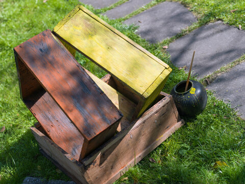 painting wooden parts of furniture