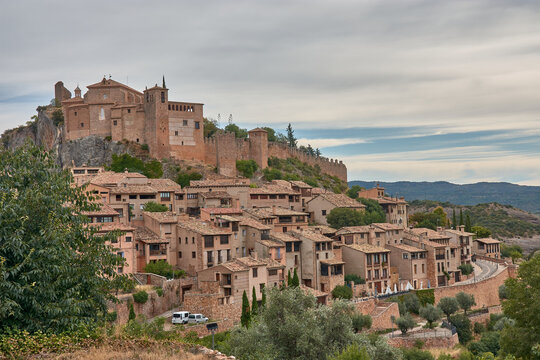 The medieval village of Alquezar, in the province of Huesca, with its clay roofs and its castle on the hilltop.
