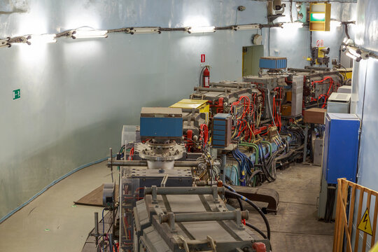 A synchrotron is a type of resonant cyclic charged-particle accelerator.