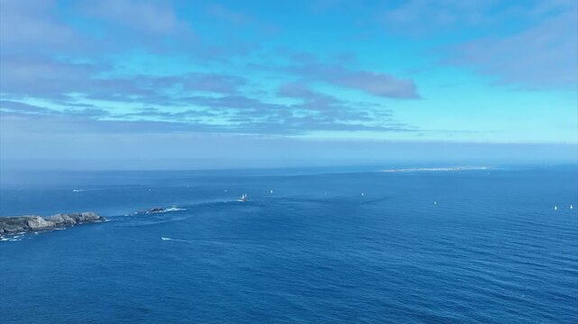 survol de la Pointe du Raz et de la pointe du Van dans le Finist&egrave;re sud, Bretagne