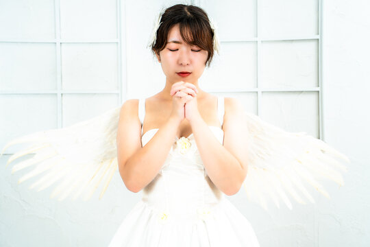 天使のコスプレ