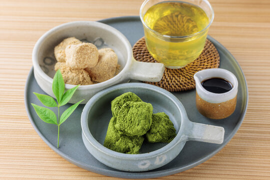 わらび餅　きな粉と抹茶