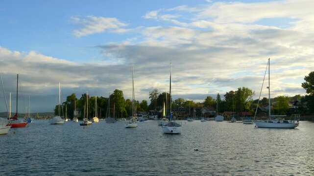 Abendstimmung am Starnberger See, Brahmspromenade, Tutzing, Bayern, Deutschland
