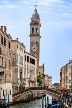The leaning bell tower of San Giorgio dei Greci, vertical picture