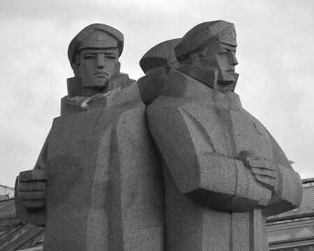 RIGA LATVIA: In the centre of Old Riga stands a controversial red granite statue that was originally dedicated to the Latvian Red Riflemen, some of whom became Lenin's personal bodyguards.