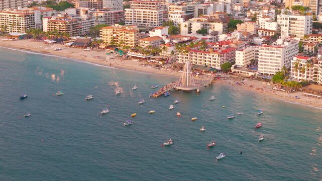  4K ATARDECER PUERTO VALLARTA