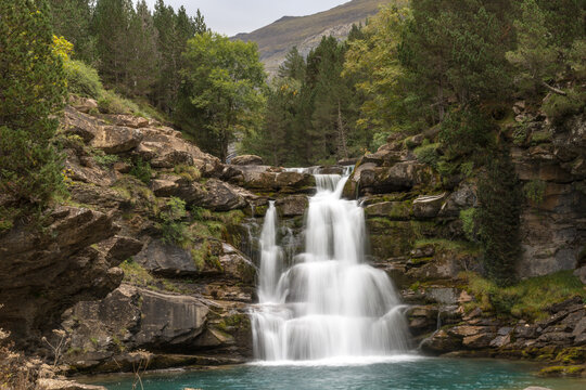 Spain, Aragon, Torla.  Ordesa Y Monte Perdido National Park.  Trail to the Gradas Soaso Waterfalls