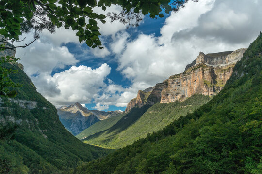 Spain, Aragon, Torla.  Ordesa Y Monte Perdido National Park.  Trail to the Gradas Soaso Waterfalls