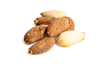Obraz premium Studio photographs of roasted almonds on a white background.
