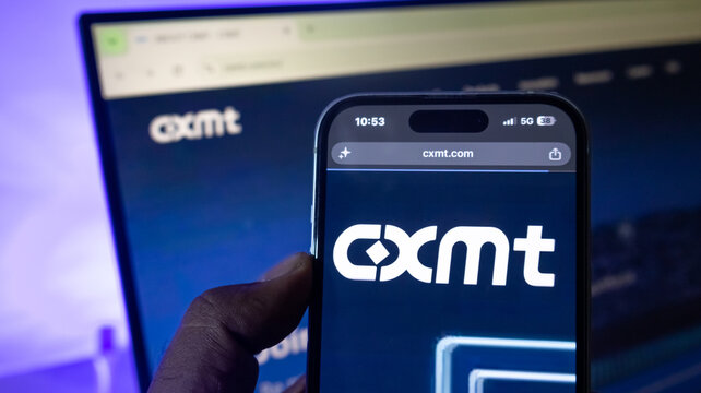 ChangXin Memory Technologies CXMT website displayed on mobile phone and desktop.