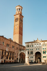 Obraz premium Exploring the historic beauty of Verona, Italy in the sunshine