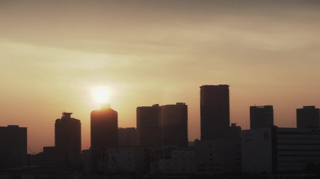 Sunset,Bayside,Sunlight,Sunset Clouds,Buildings,Sunset Sky,Halation
