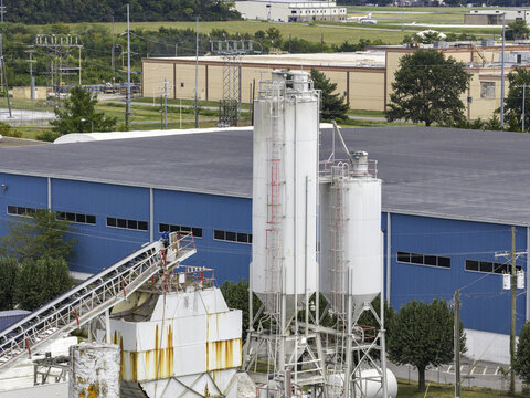 Aerial view of cementitious material storage silos at a concrete batch plant, Nashville, TN, United States.