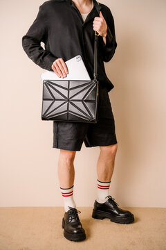 Black Leather Bag With Tablet And Fashion Style