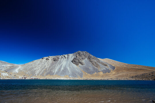Paisajes del cr&aacute;ter y lagunas del Nevado de Toluca