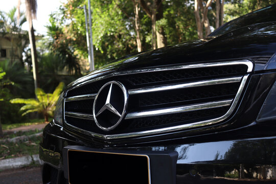 Black Mercedes Benz C63 AMG Luxury Sports Car Front Grille Detail