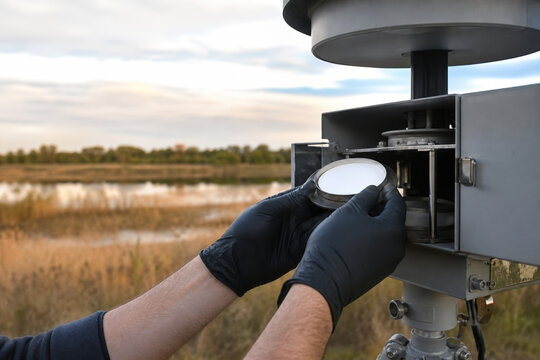 Air Sampler Filter Replacement for Environmental Monitoring, Pollution Measurement and Equipment Maintenance