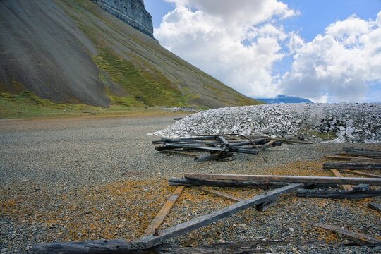 Abandoned Skansbukta mine, Billefjorden, Spitsbergen Island, Svalbard Archipelago, Norway