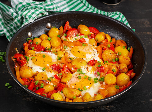 Hearty Breakfast with Fried Eggs and Baby Potatoes