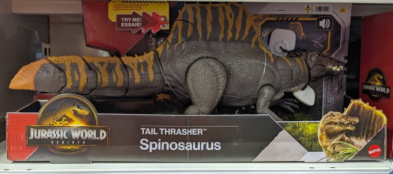 Mu&ntilde;eco de dinosaurio Spinosaurus TAIL THRASHER, de Jurassic World Rebirth, en estante de tienda Toy Planet de Madrid, Espa&ntilde;a, 21 de junio de 2026