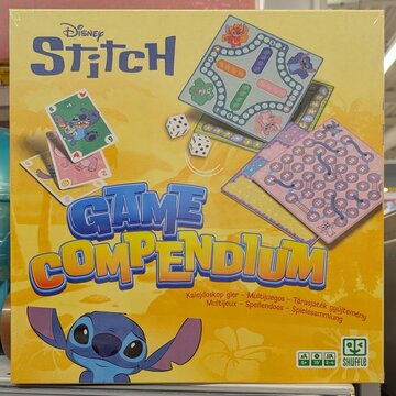 Vista de cerca de una caja del juego de mesa de Stitch de Disney Game Compendium, de Shuffle, en tienda Toy Planet en Madrid, Espa&ntilde;a, 20 de junio de 2026