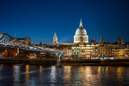 Millennium Bridge and St Paul&rsquo;s Cathedral at Night, London
