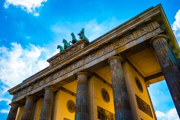 Brandenburg Gate with Quadriga under blue sky © Novanture