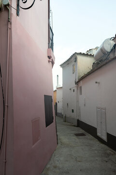 narrow street in Positano Italy