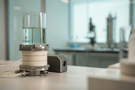 Laboratory filtration setup with glass holder and filter membrane