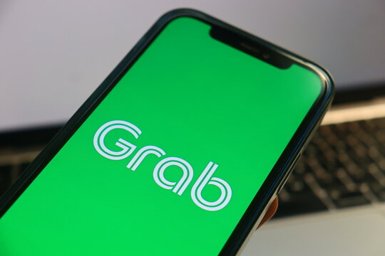 The Grab app is a digital superapp and highly advanced ride-hailing tech platform. This elite mobile application empowers Southeast Asian users with spectacular everyday services.