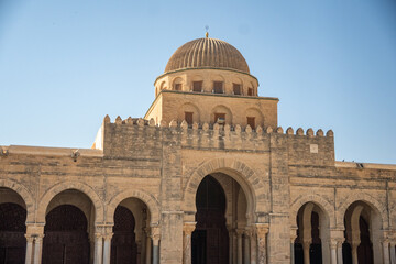Dome over the arched entrance to the prayer hall from the courtyard of the Great Mosque of Kairouan in the medina, in Kairouan, Tunisia © Angela