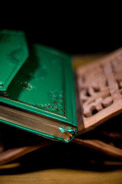 the holy quran book