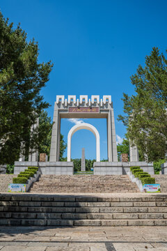 Entrance gate of Dacheng Mountain Park in Tangshan, Hebei, China