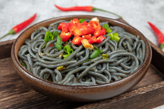 Dark Noodles with Chili and Green Onions