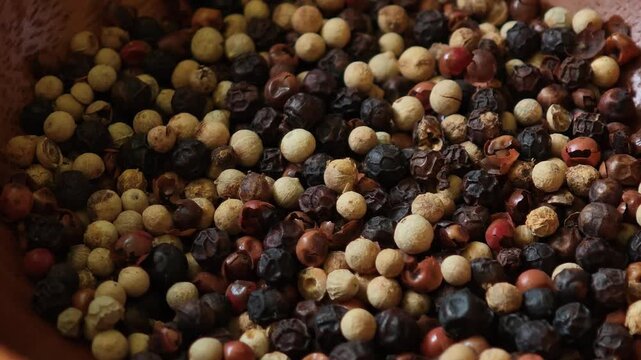 Multicolored peppercorns